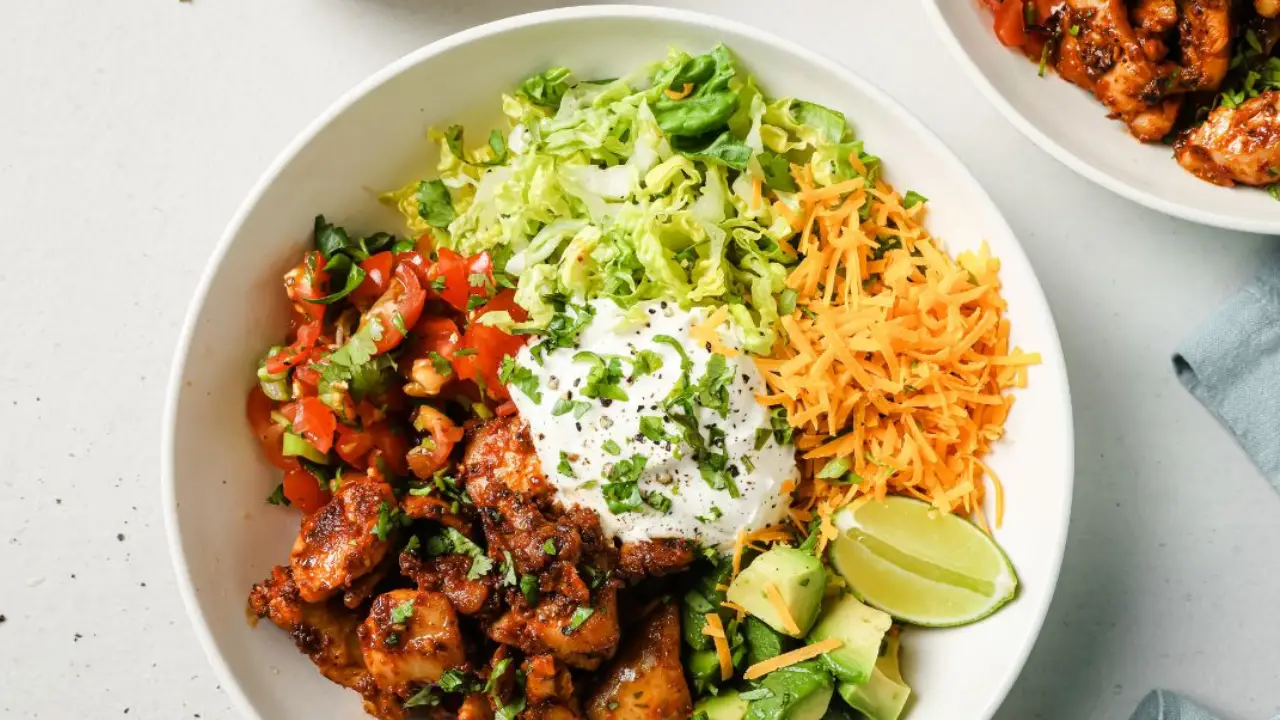 Chipotle Menu Keto Chicken and Salsa Bowl